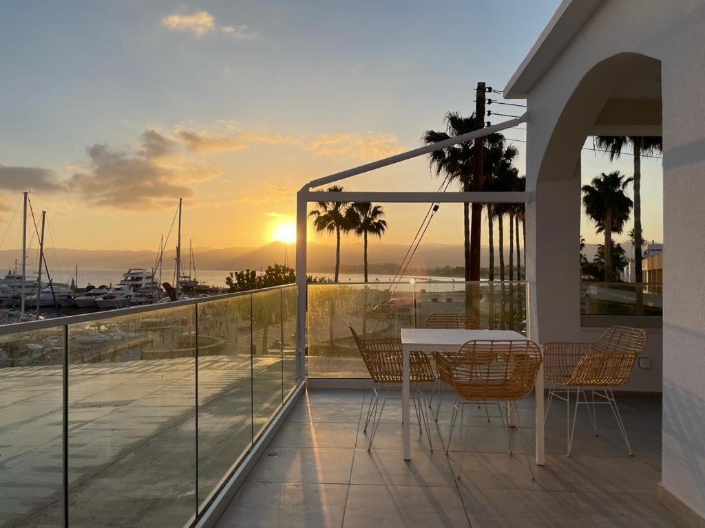 Апартаменты Latchi Marina View Полис Экстерьер фото